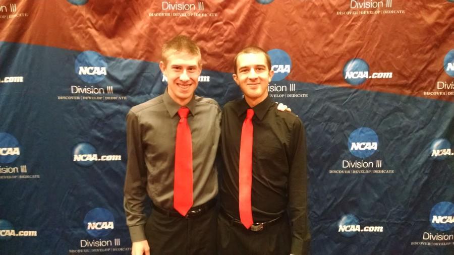 Cross+country+seniors+Ryan+Peterson+%28left%29+and+Chris+Gill+%28right%29+pose+for+a+photo+at+the+NCAA+Division+III+Cross+Country+banquet.