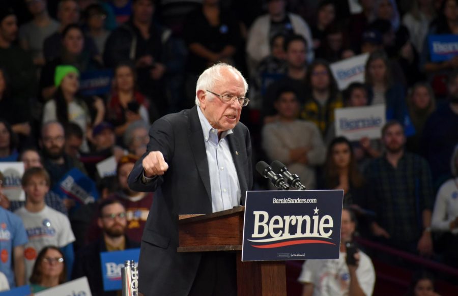 Senator Bernie Sanders boldly proclaimed his hopes should he be elected and spoke against “modern day tyrants” at a campaign rally on Nov. 3 at the University of Minnesota.
