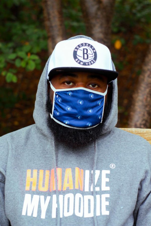 Sole+wearing+a+mask+and+wearing+a+Humanize+my+hoodie+hoodie