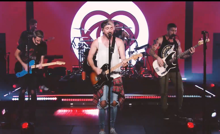 All Time Low performing on Oct. 23 for their second virtual concert show. From Left to Right: Touring member Dan Swank, guitarist Jack Barakat, vocalist Alex Gaskarth, drummer Rian Dawson and bassist Zack Merrick.