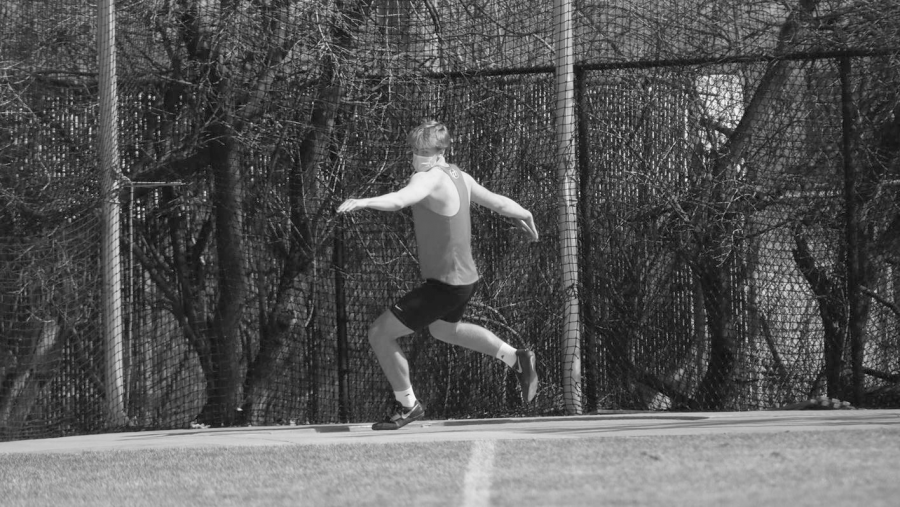 courtasey of Hamline Athletics First year Connor Prok placed sixth in the discus competition with a distance of 32.10 meters thrown. All the track athletes showed up to represent their school with pride and perseverance at their first outdoor meet of the season.

