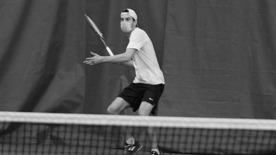 Sophomore Dom Warzecha played in the ITA bracket as the #2 doubles team along with sophomore
Isaac Hultberg. The pair fell to a Bethel team in the first round.