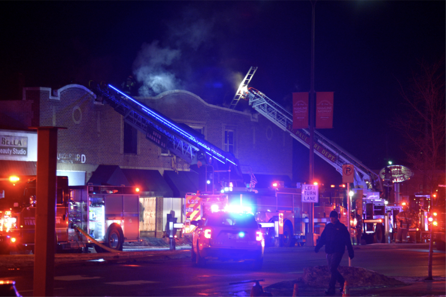 The Saint Paul Firefighters worked quickly to control the fire that happened in a vacant building at 678 Snelling.