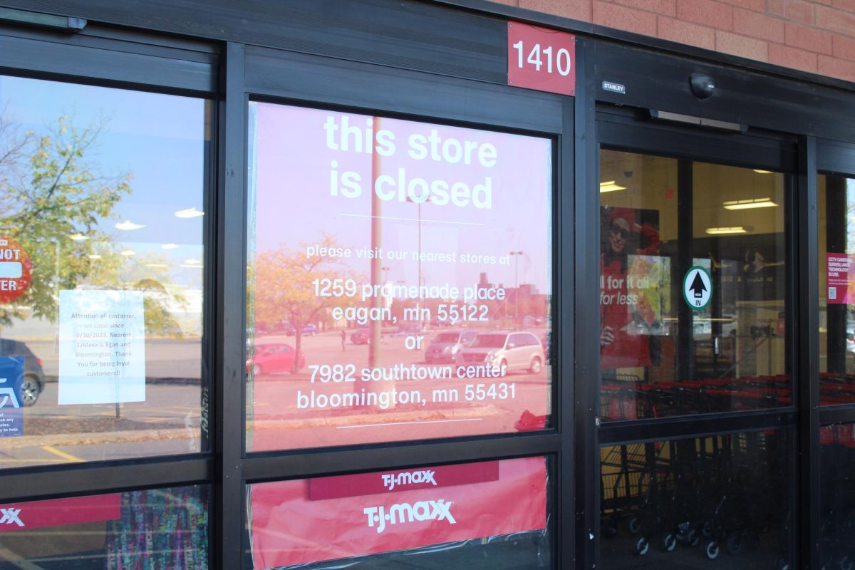 T.J. Maxx foreclosure leaves Midway’s commerical future unclear