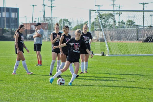 Women's Soccer at .500 mark early on