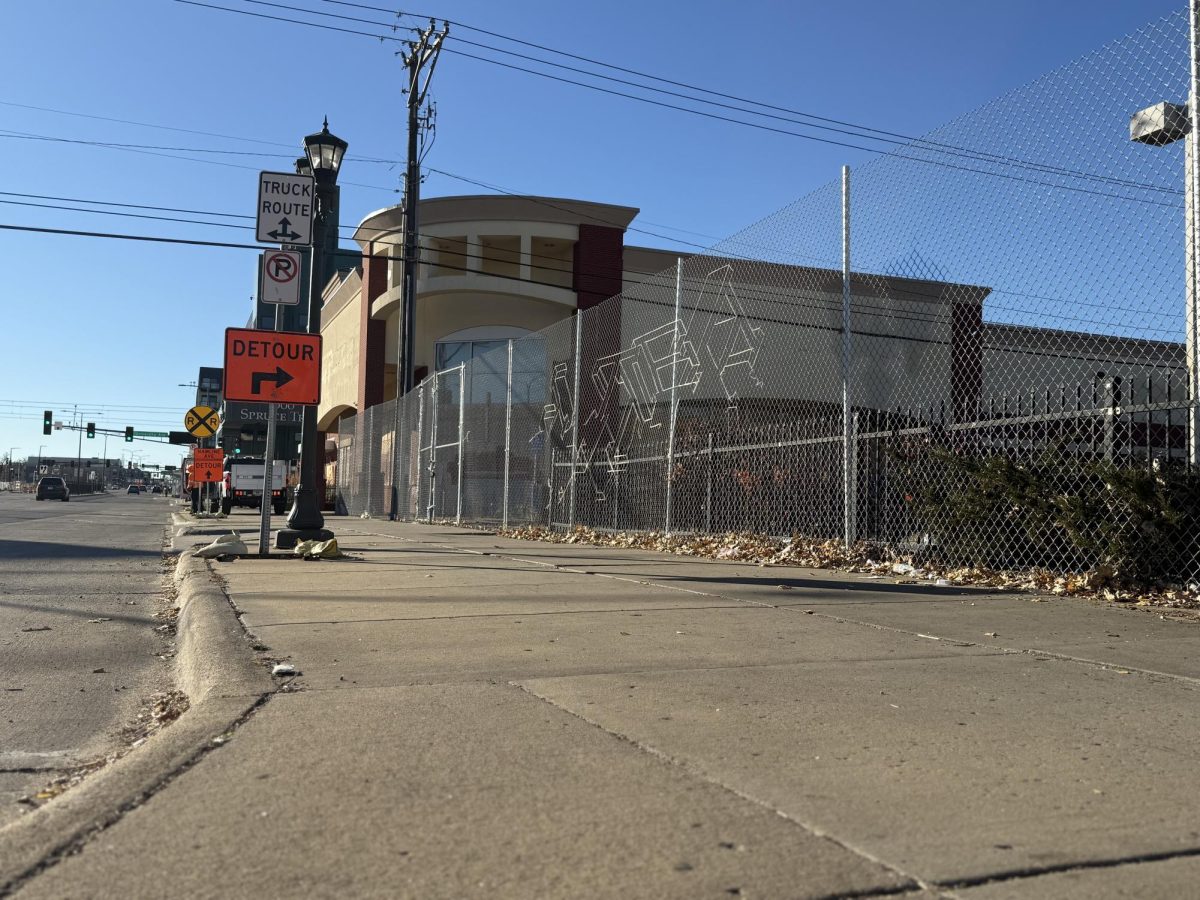 Early morning on the corner of Sherburne and Snelling, before the  morning rush to work