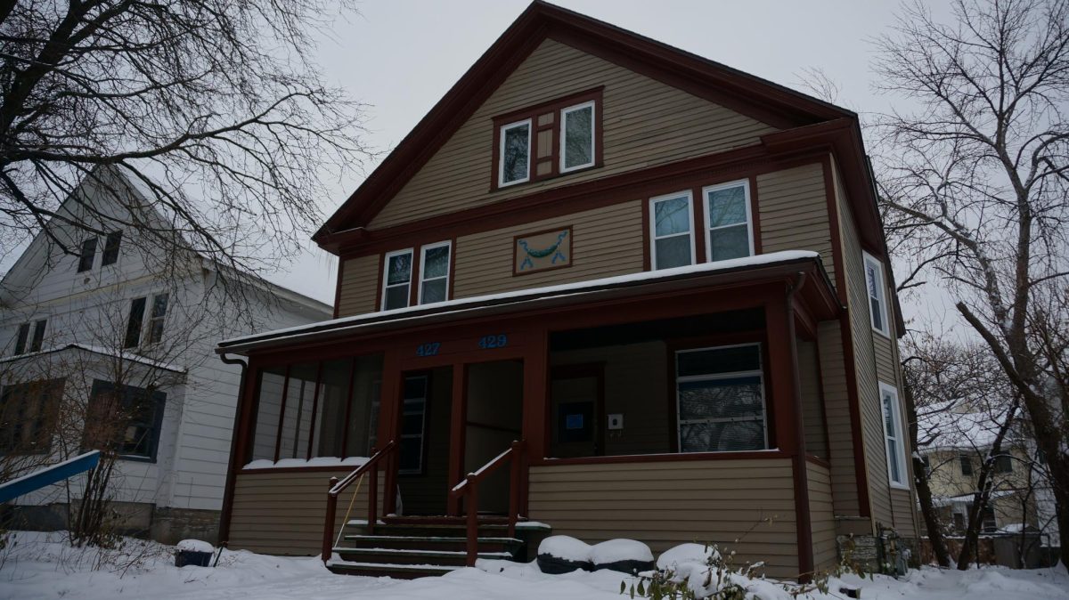 427/429 Dewey St. sits vacant under a fresh layer of Minnesota snow.