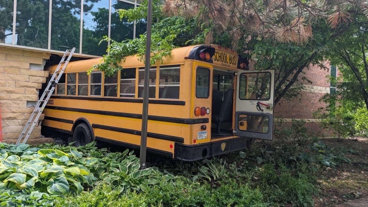 School Bus Crashes into Hamline University Science Building